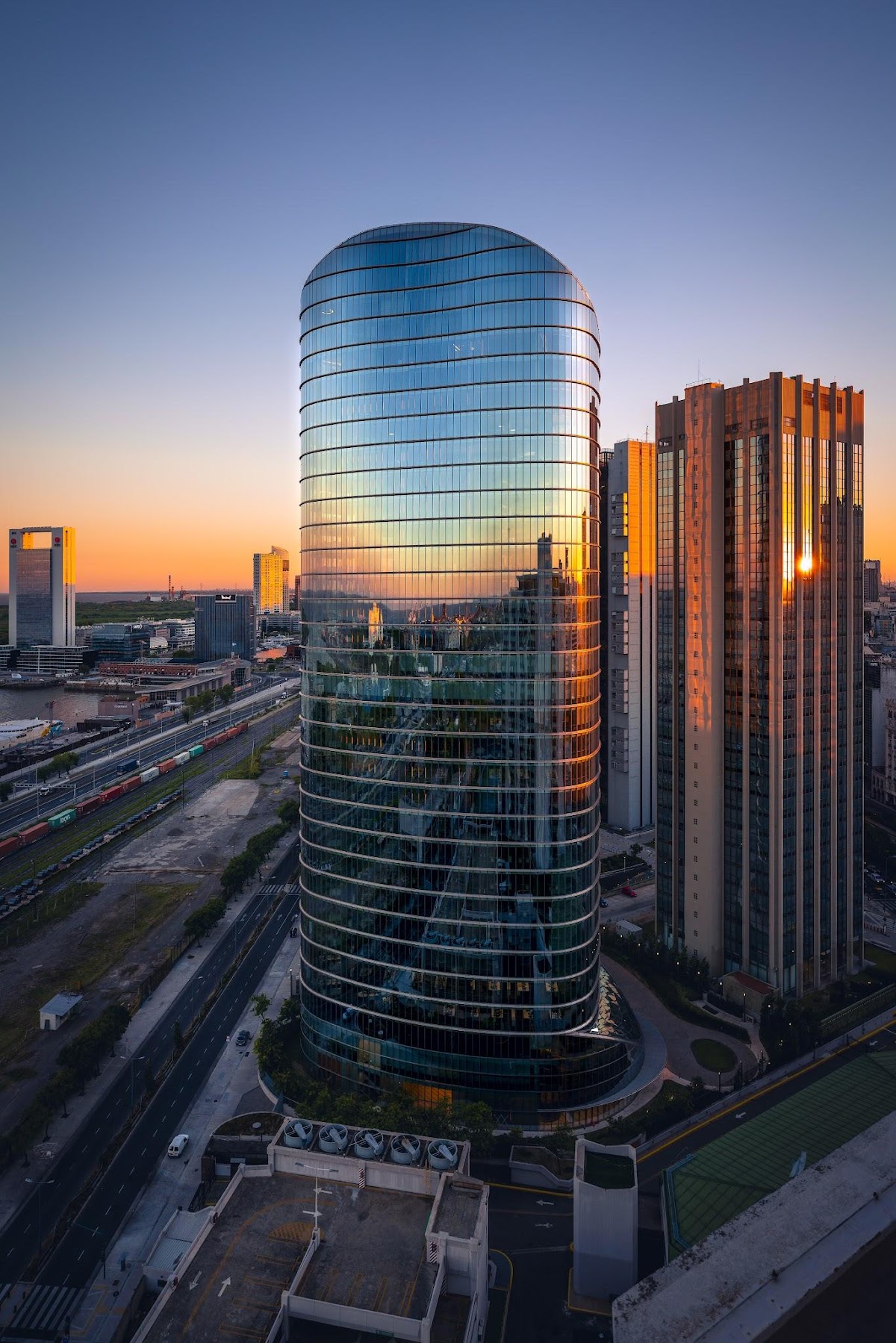 Edificio Corporativo Banco Macro — foto 2