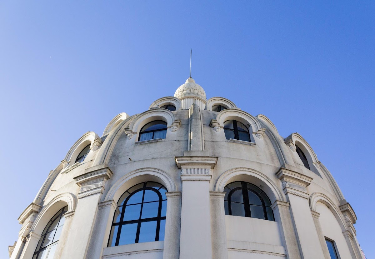 Edificio de Renta Bencich — foto 2